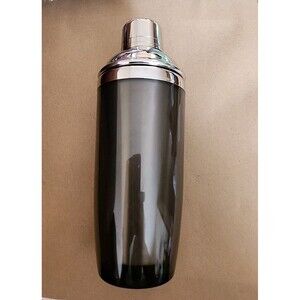 Casa Moda Cocktail Shaker Gray Exterior Stainless Steel Interior, Lid, Strainer